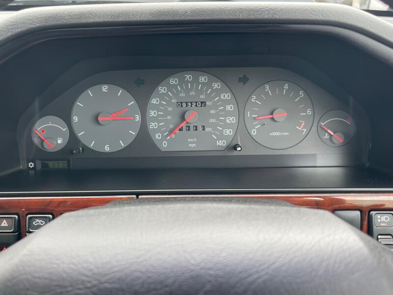 VOLVO 960
