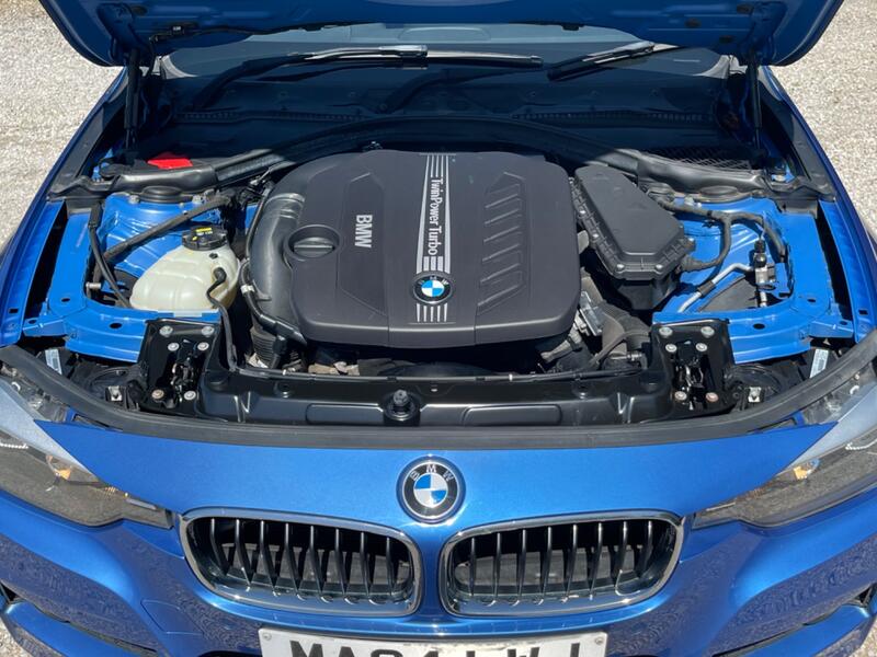 BMW 3 SERIES