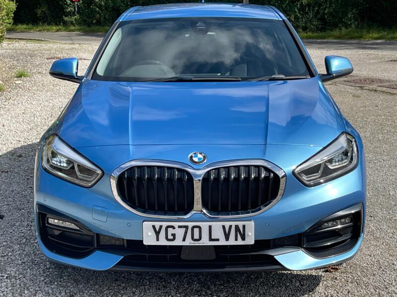 BMW 1 SERIES