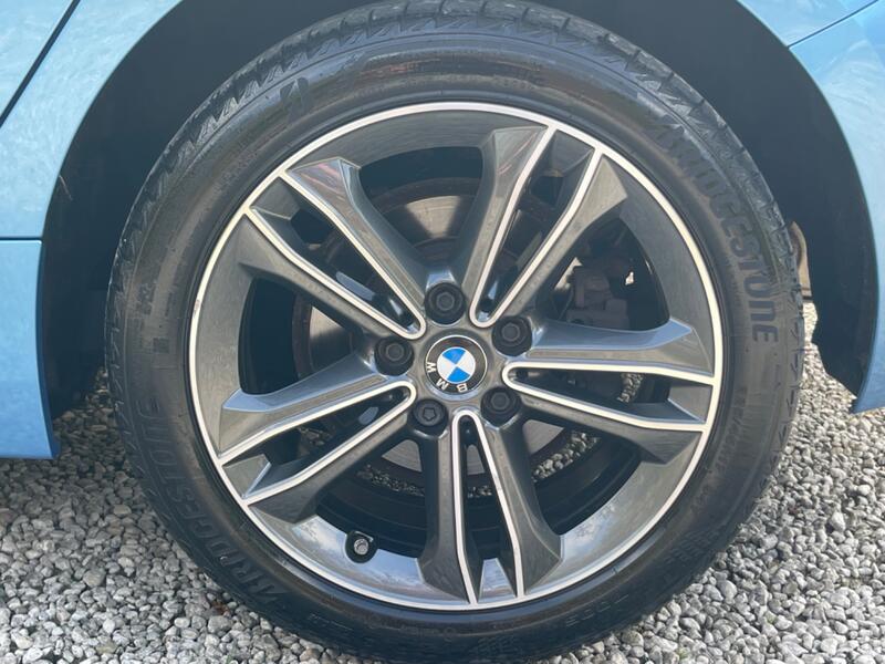 BMW 1 SERIES