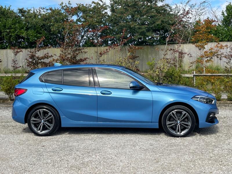 View BMW 1 SERIES 1.5 116d Sport