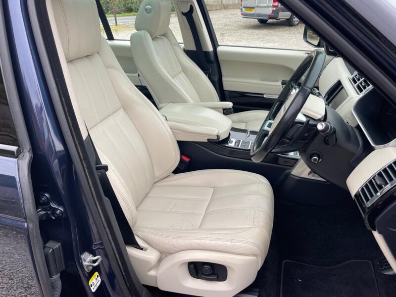 LAND ROVER RANGE ROVER