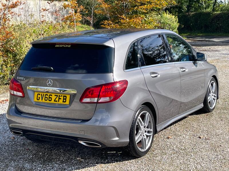View MERCEDES-BENZ B CLASS 2.1 B200d AMG Line