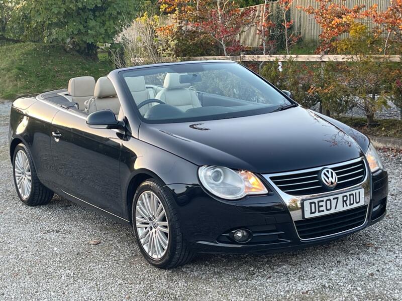 View VOLKSWAGEN EOS 2.0 TDI Sport
