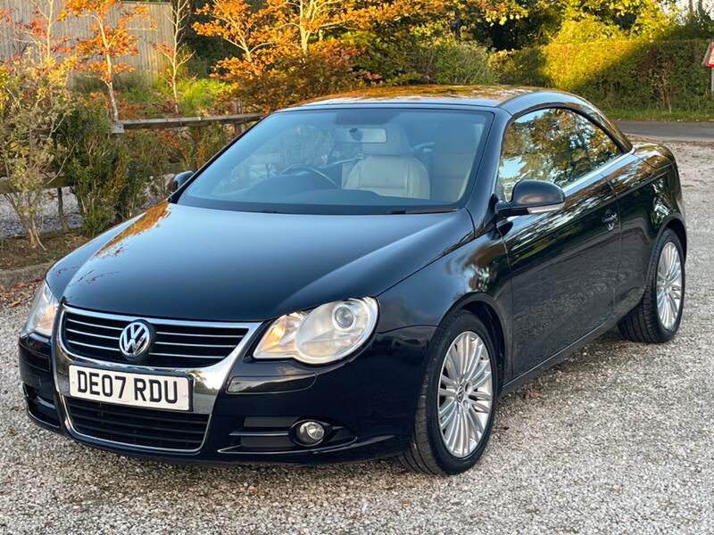 VOLKSWAGEN EOS