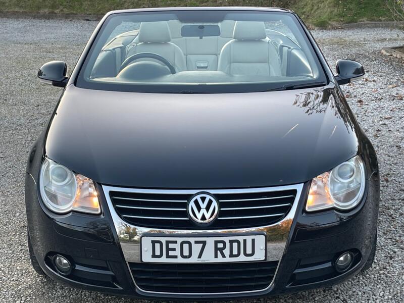 VOLKSWAGEN EOS