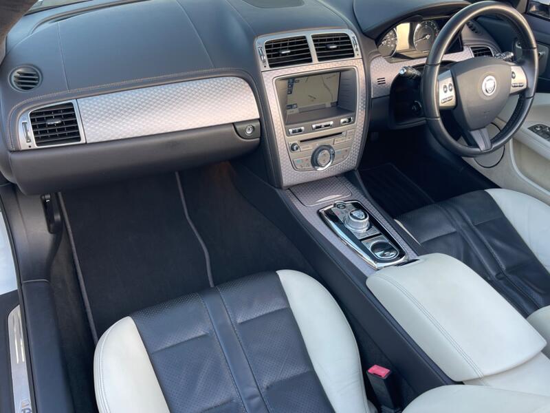 JAGUAR XK
