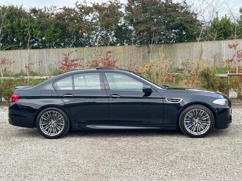 View BMW M5 4.4 M5 Saloon