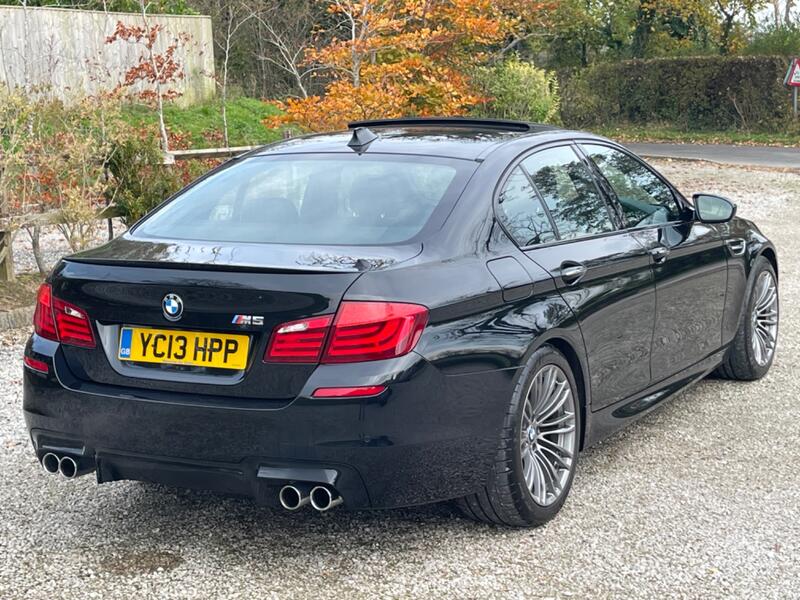 View BMW M5 4.4 M5 Saloon