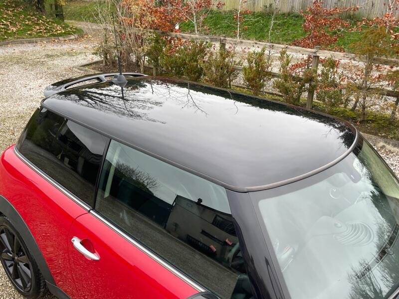 MINI HATCH
