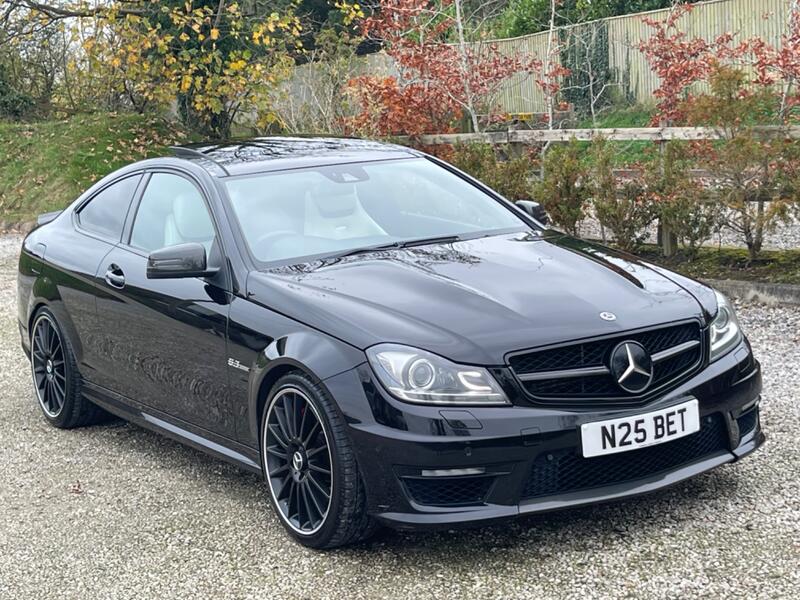 View MERCEDES-BENZ C CLASS 6.3 C63 V8 AMG Edition 125