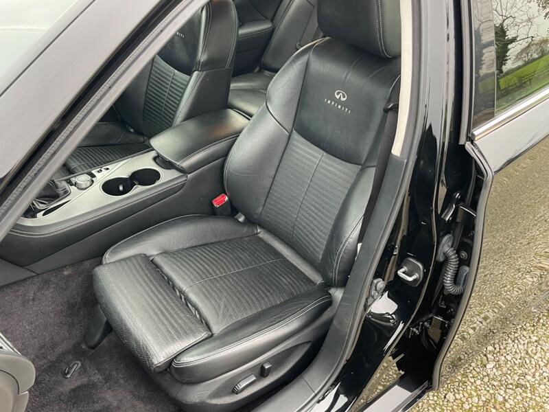 INFINITI Q50