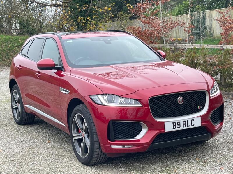 View JAGUAR F-PACE 3.0 D300 V6 S
