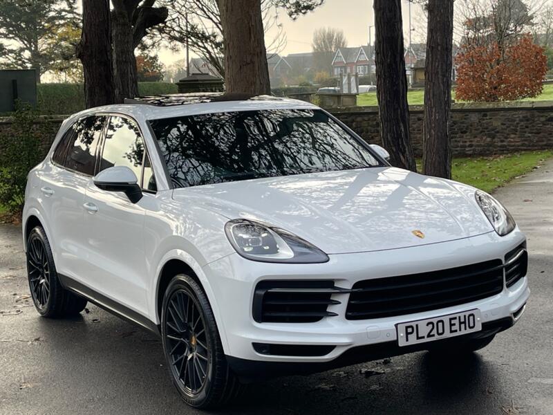 View PORSCHE CAYENNE 3.0 T V6