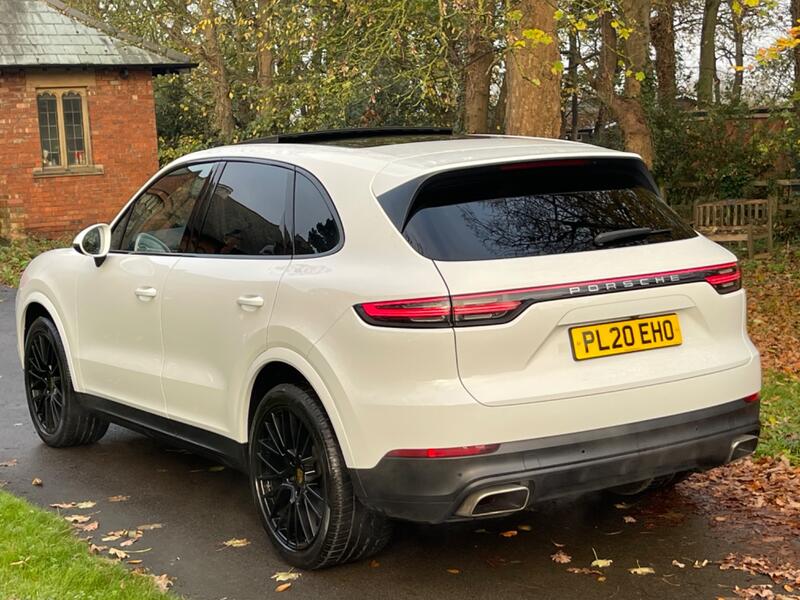 PORSCHE CAYENNE
