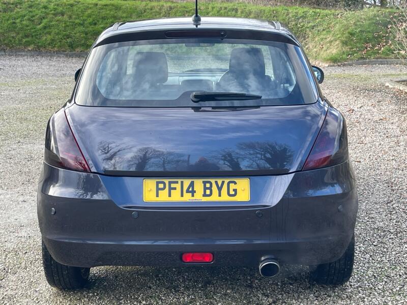 SUZUKI SWIFT