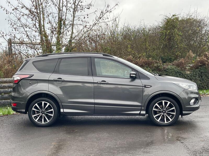 View FORD KUGA 1.5 T EcoBoost ST-Line