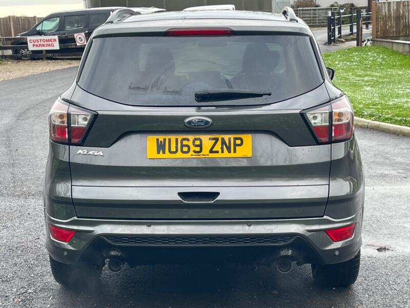 FORD KUGA