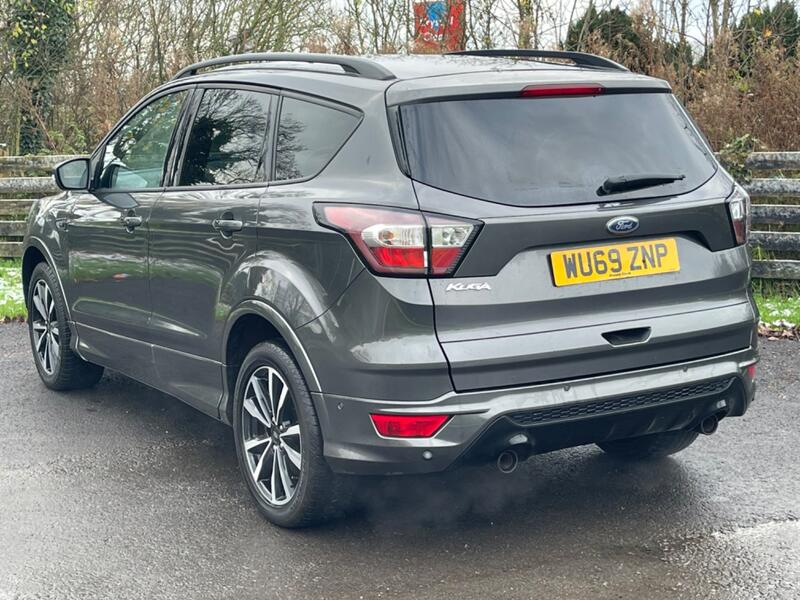 FORD KUGA