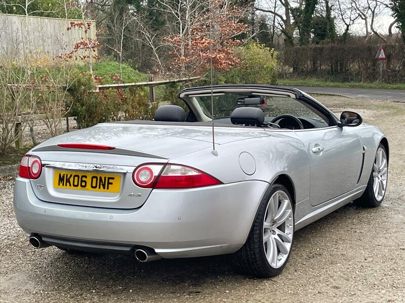 View JAGUAR XK 4.2 V8