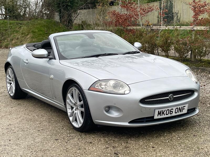 View JAGUAR XK 4.2 V8