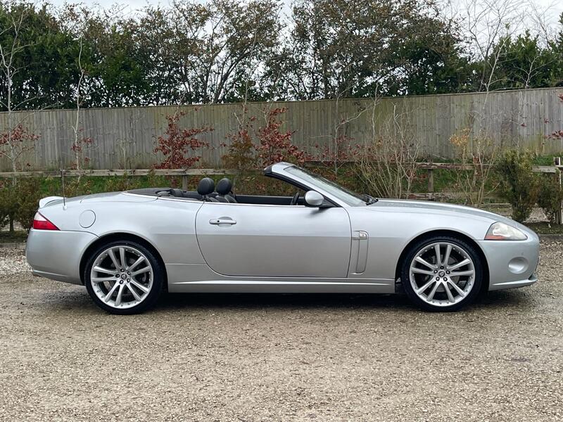 View JAGUAR XK 4.2 V8