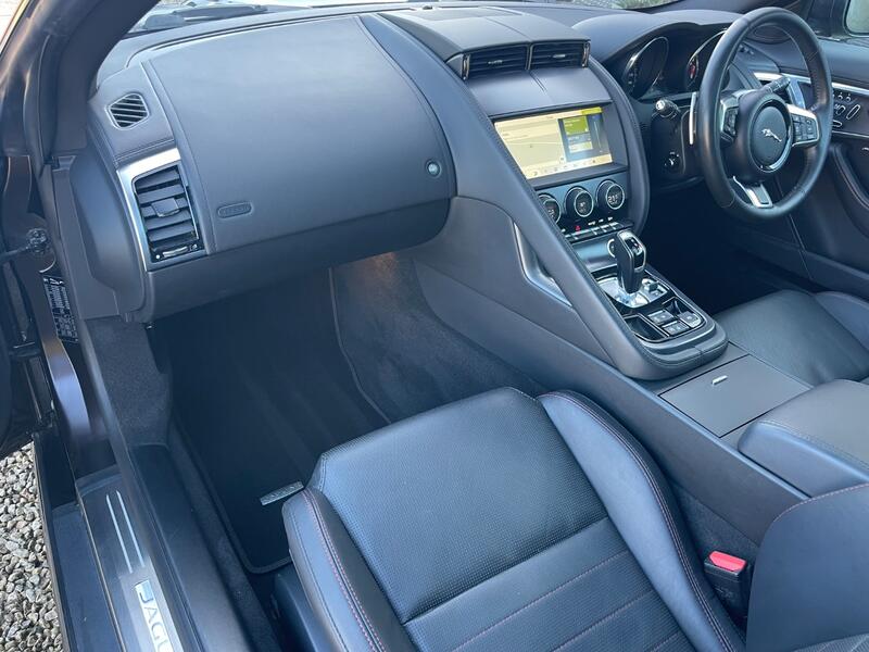 JAGUAR F-TYPE