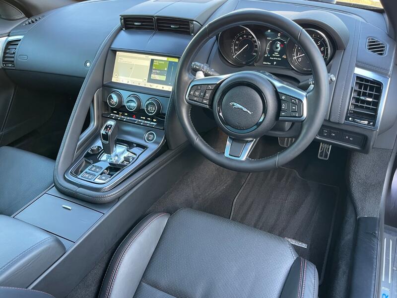 JAGUAR F-TYPE