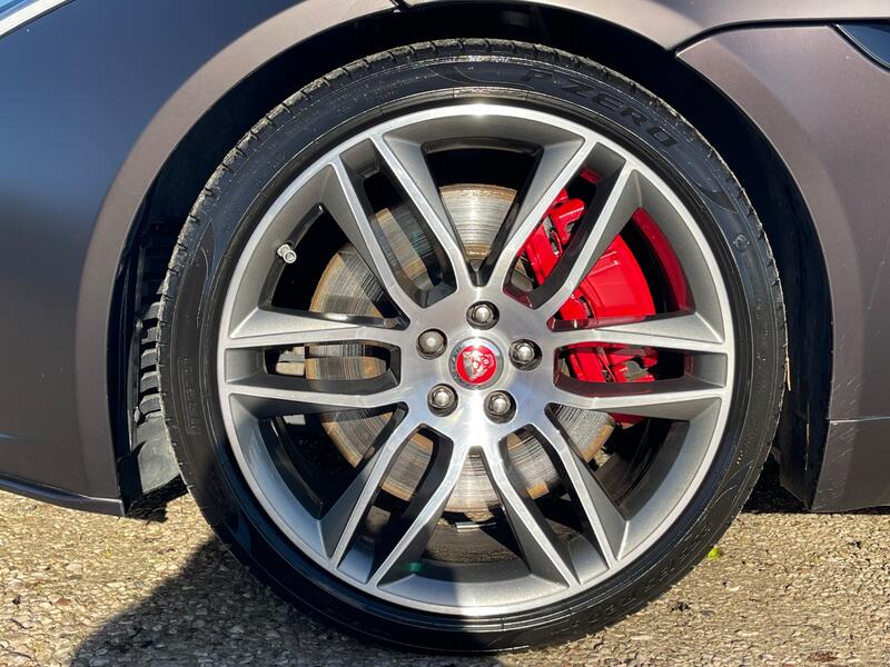 JAGUAR F-TYPE