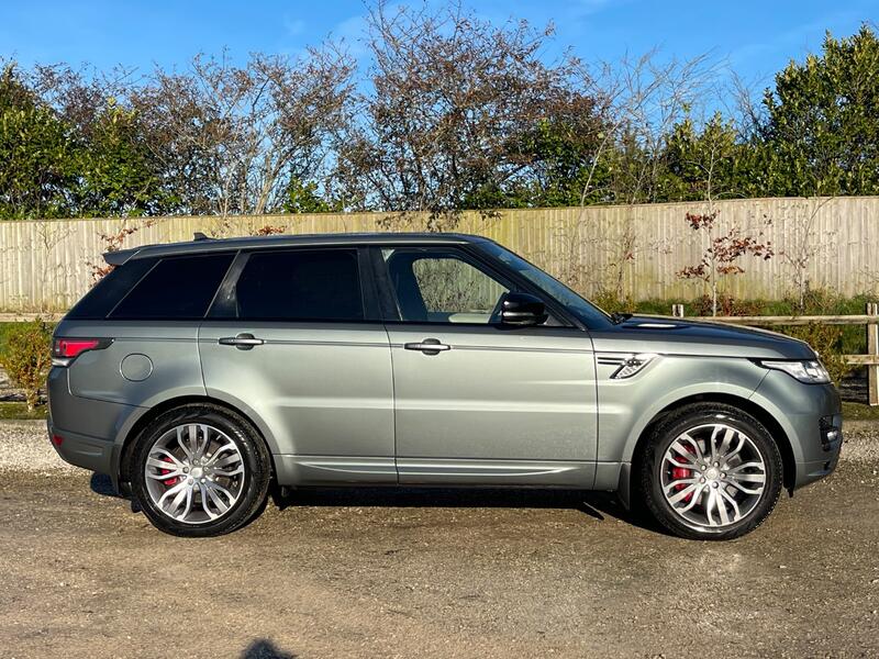 View LAND ROVER RANGE ROVER SPORT 3.0 SD V6 Autobiography Dynamic