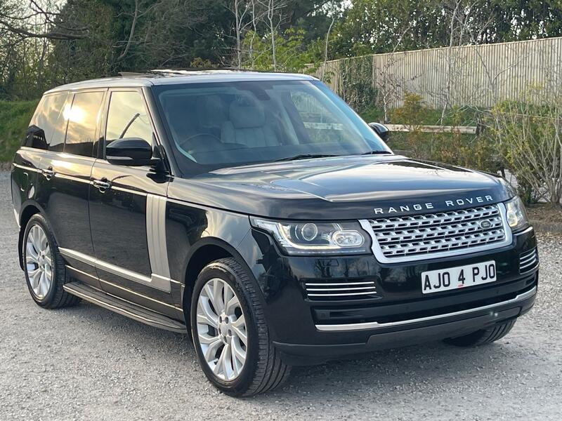 View LAND ROVER RANGE ROVER 4.4 SD V8 Vogue SE