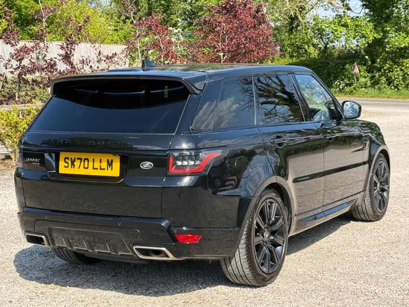View LAND ROVER RANGE ROVER SPORT 2.0 P400e 13.1kWh HSE Dynamic Black