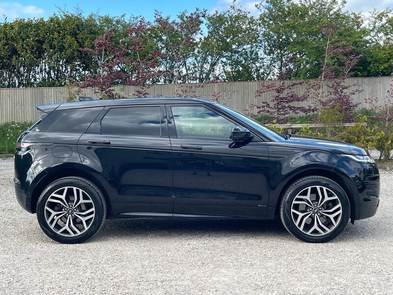 View LAND ROVER RANGE ROVER EVOQUE 2.0 D240 R-Dynamic HSE