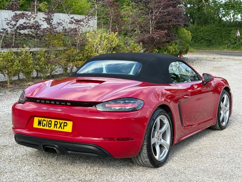 View PORSCHE 718 2.0T PDK Euro 6 (s/s) 2dr