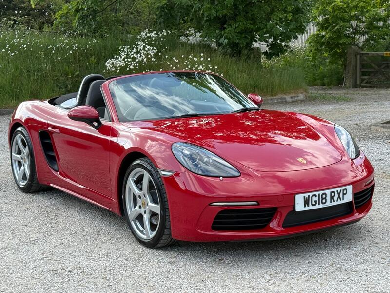PORSCHE 718