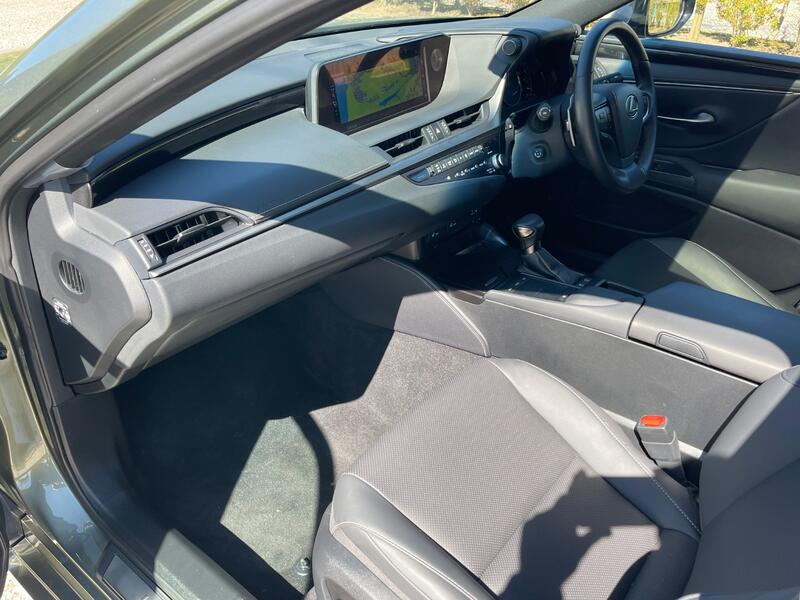 LEXUS ES 300H