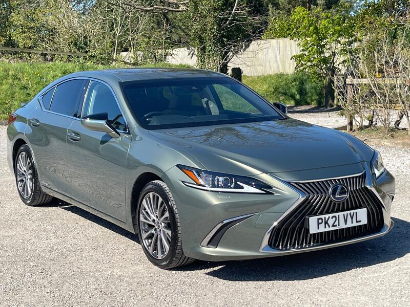 View LEXUS ES 300H 2.5 300h