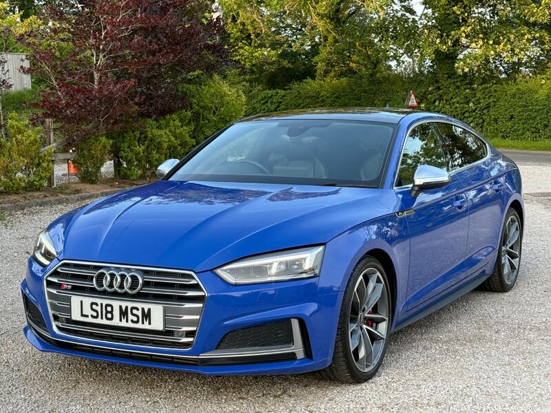 AUDI S5