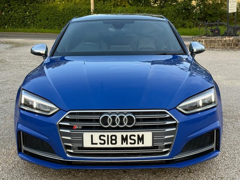 AUDI S5