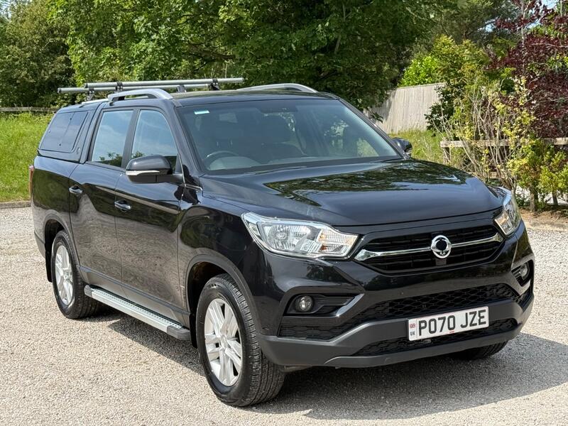 View SSANGYONG MUSSO 2.2 D Saracen