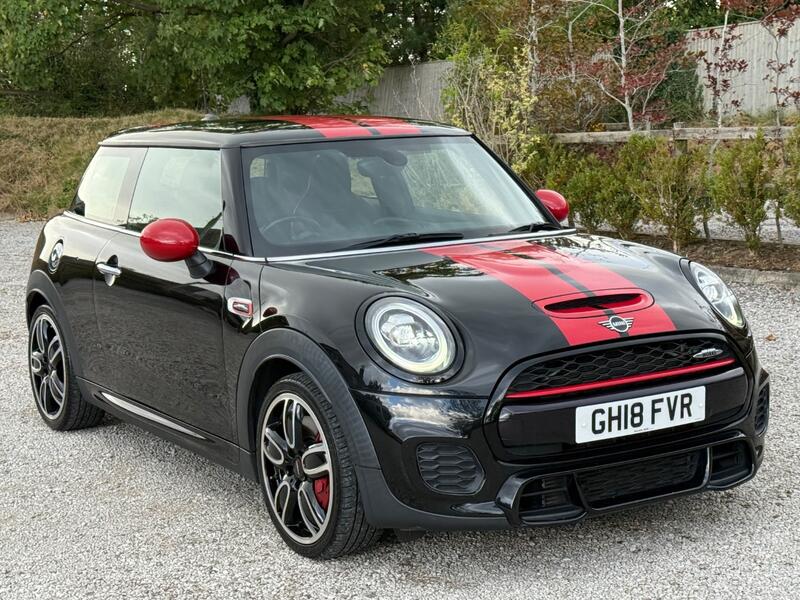View MINI HATCH 2.0 John Cooper Works Hatch