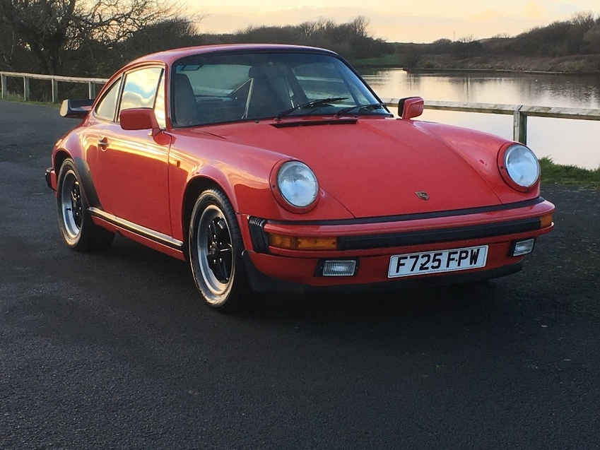 View PORSCHE 911 CLASSIC 3.2 Carrera Sport Coupe