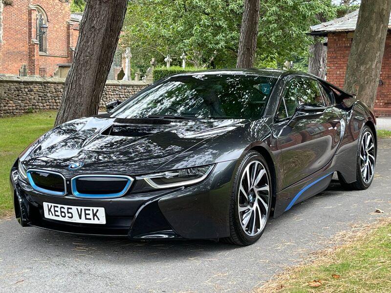 BMW I8