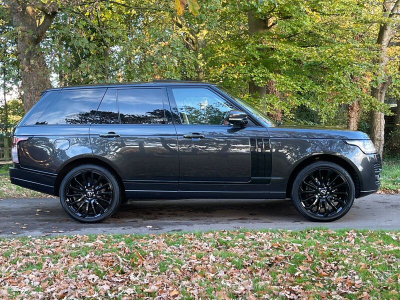 View LAND ROVER RANGE ROVER SDV8 AUTOBIOGRAPHY