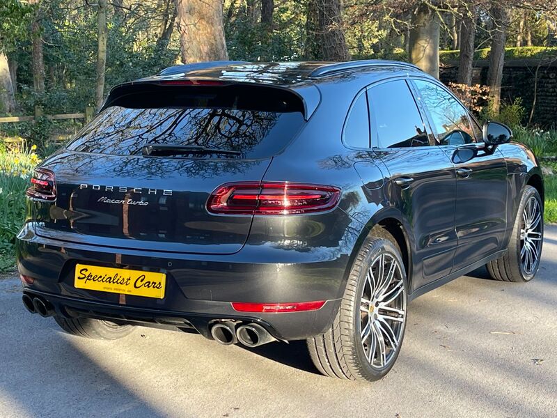 View PORSCHE MACAN 3.6 PDK TURBO